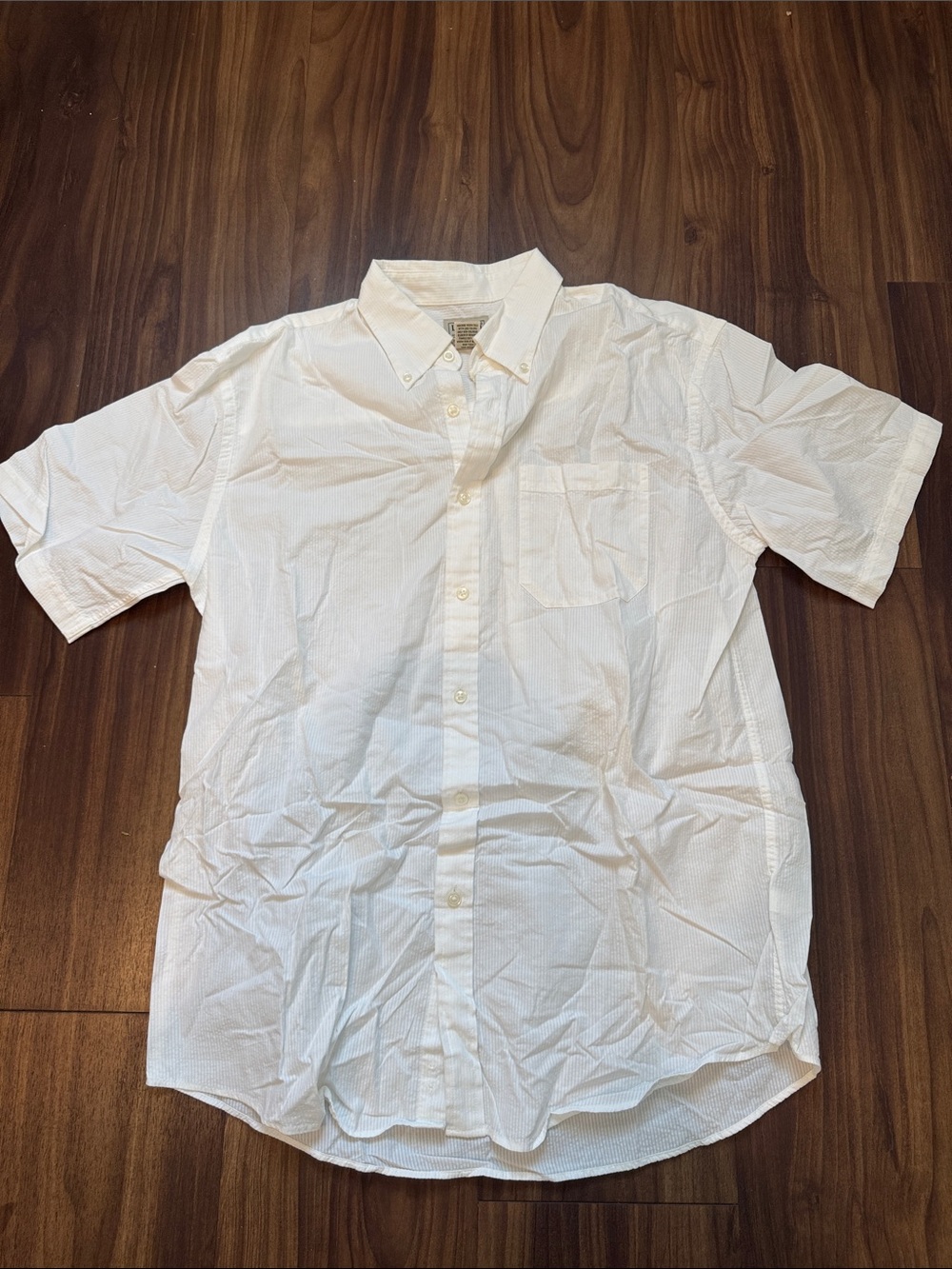 L.L. Bean Men's White Short-Sleeve Button-Down Shirt